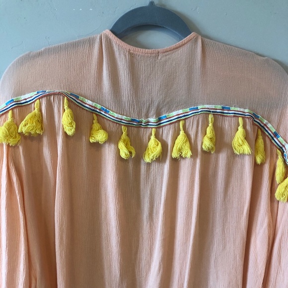 Fun and Flirty Top - Picture 2 of 3